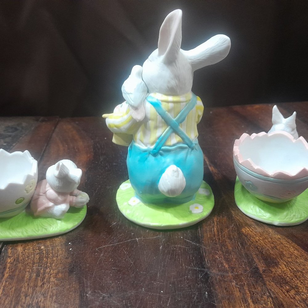 Princess House 3 Piece Bunny with 2 egg cup holders